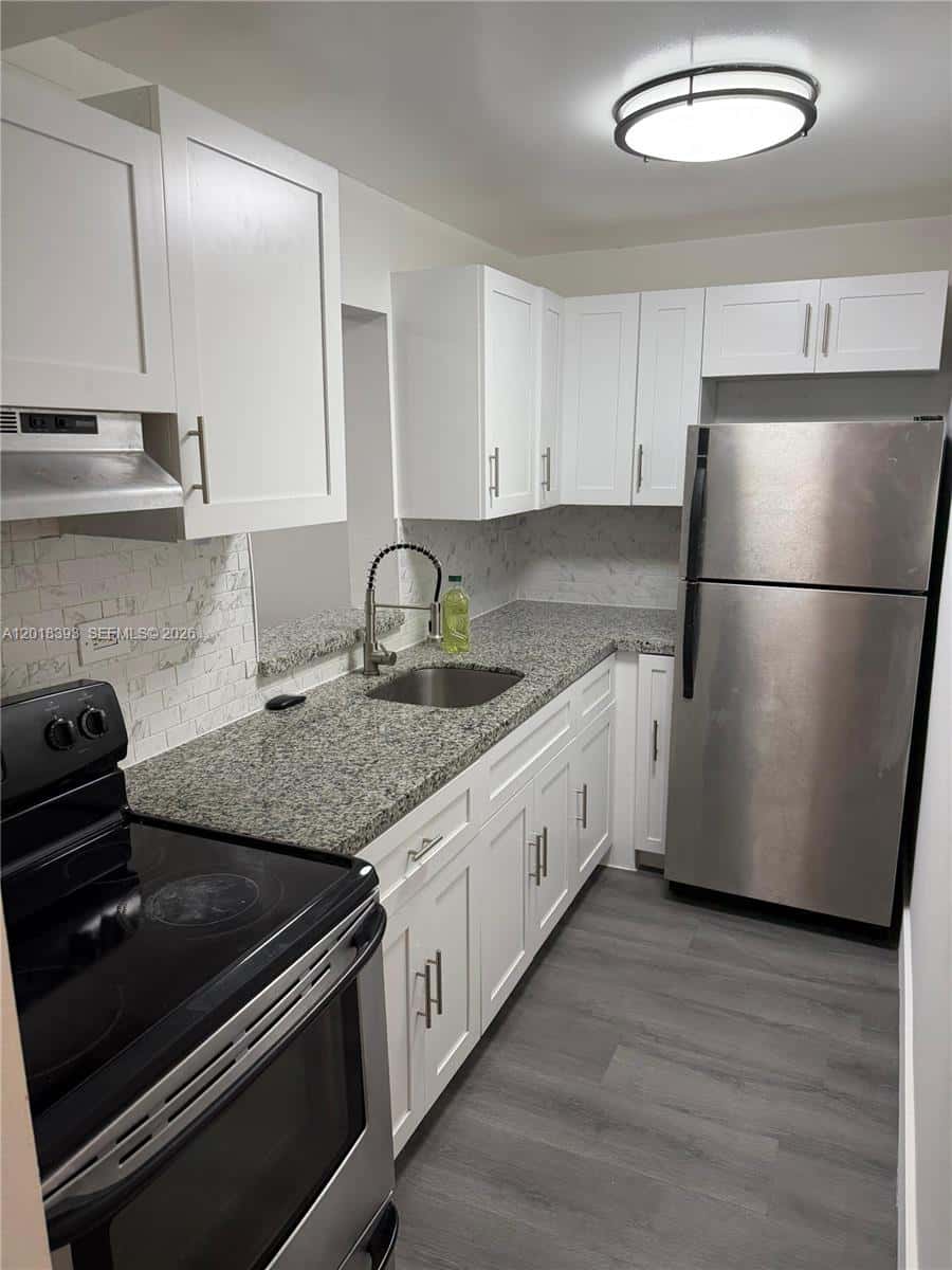 1740 NW N River Dr # 325, Miami FL 33125