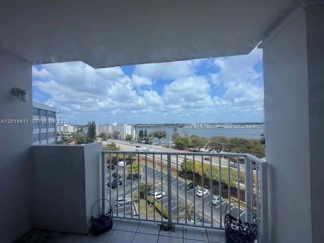 1200 NE Miami Gardens Dr # 912W, Miami FL 33179