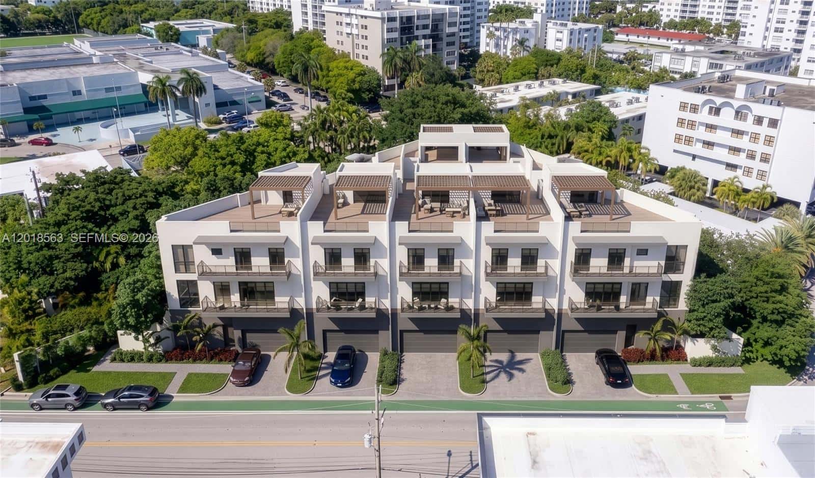 9201 W Bay Harbor Dr, Bay Harbor Islands FL 33154