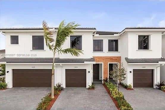 10975 SW 233rd St, Homestead FL 33032