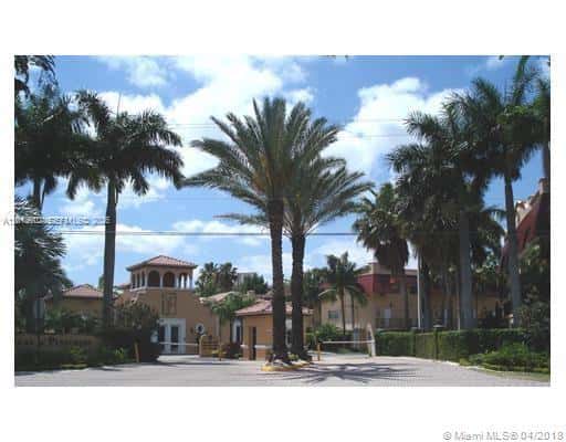 6713 N Kendall Dr # 611, Pinecrest FL 33156
