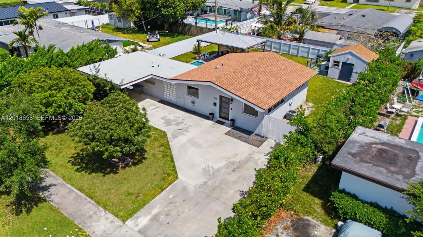 9955 SW 215th St, Cutler Bay FL 33189