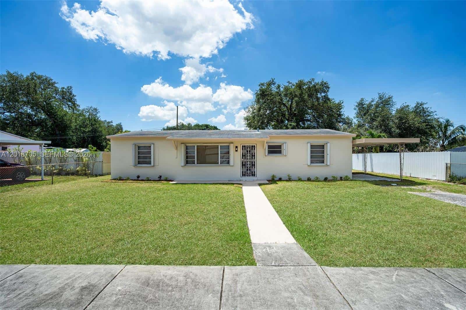 2760 NW 164th Ter, Miami Gardens FL 33054