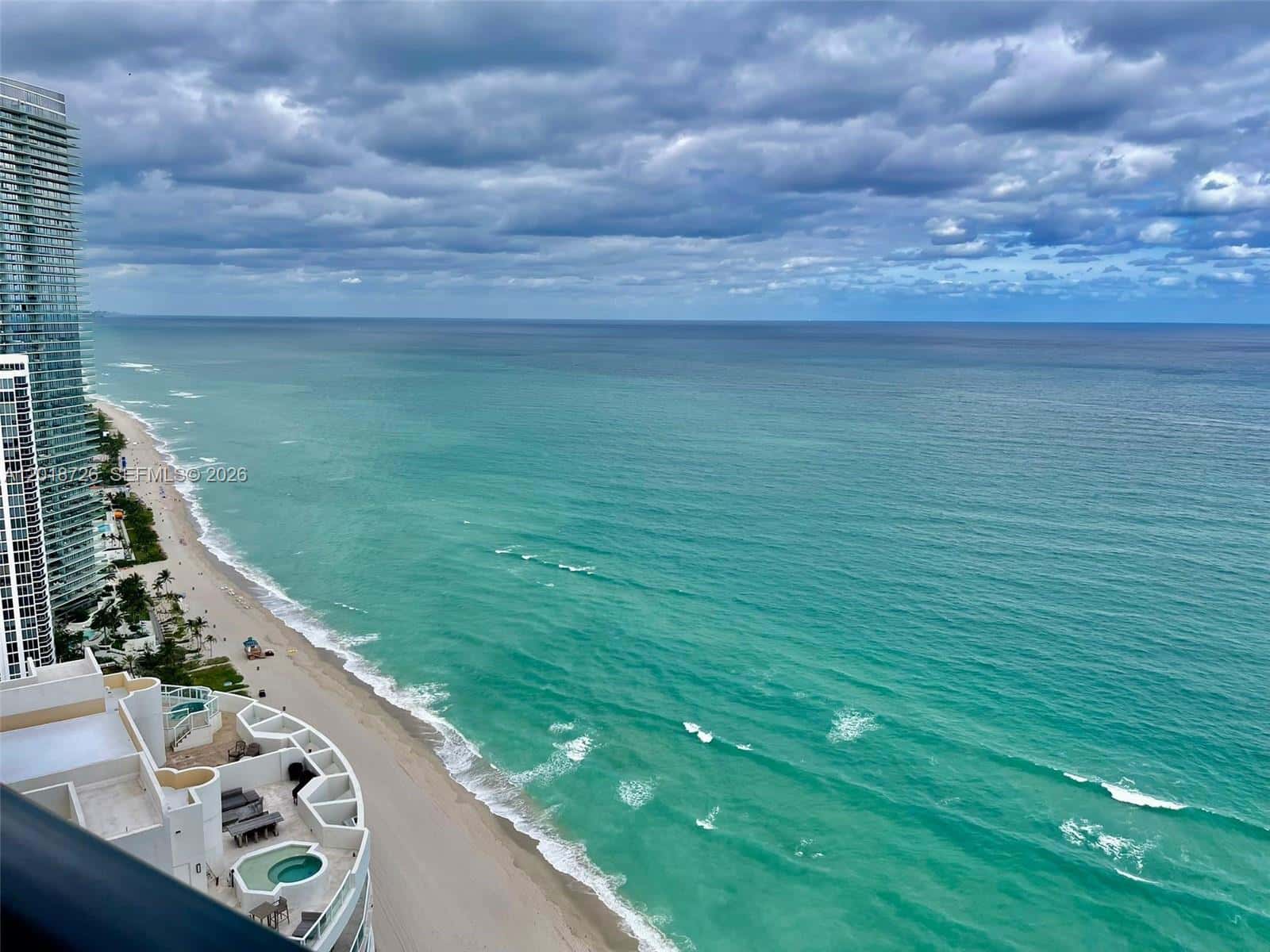 18555 Collins Ave # 3705, Sunny Isles Beach FL 33160