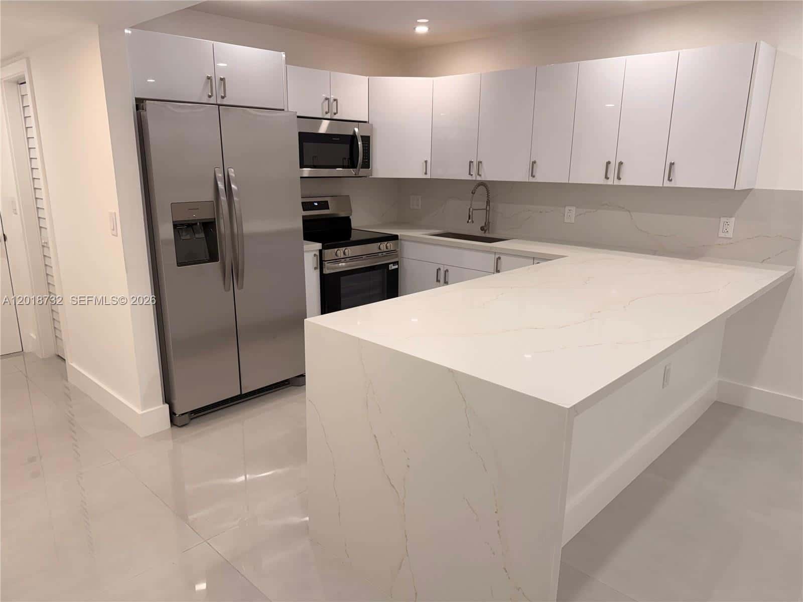 6070 W 19th Ave # 315, Hialeah FL 33012