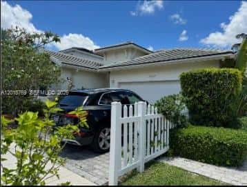 3457 NE 2nd St, Homestead FL 33033