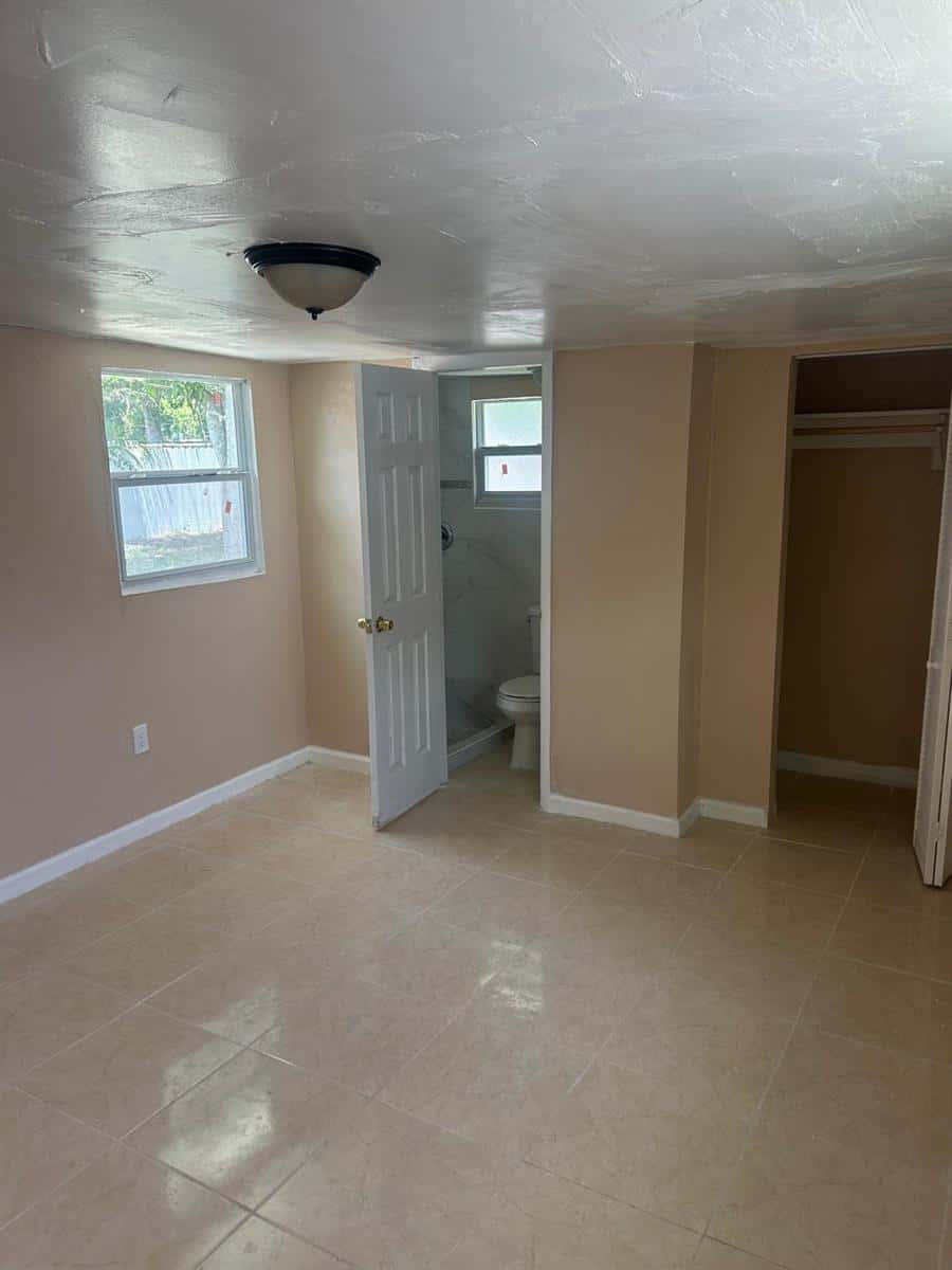 845 NW 132nd Street, North Miami FL 33168