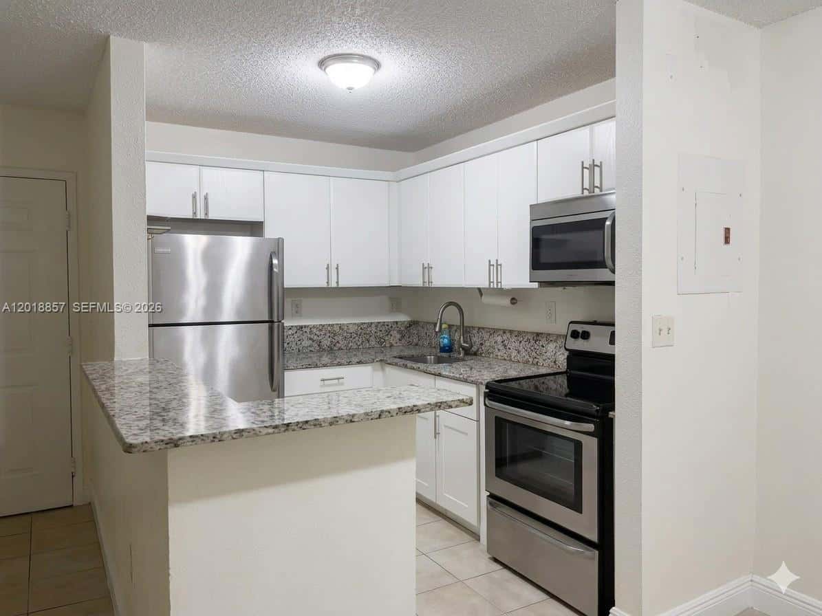 7115 NW 179th St # 106, Hialeah FL 33015