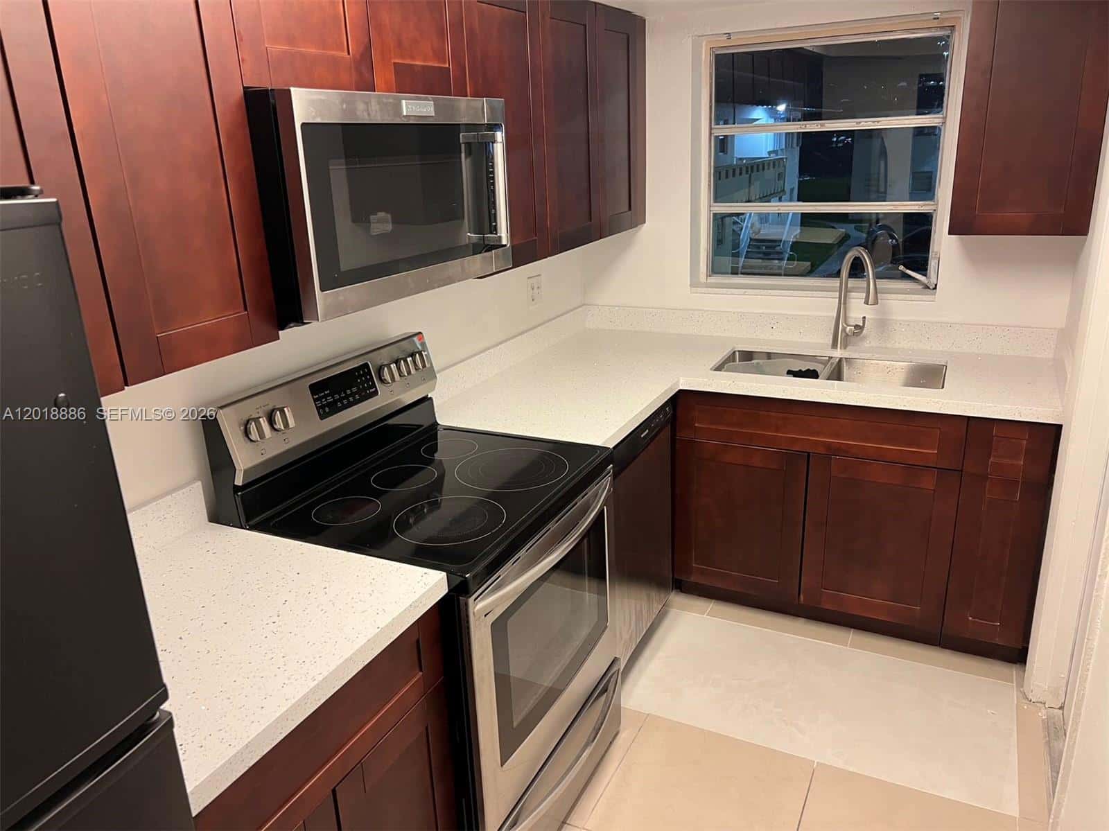 7324 SW 82nd St # B210, Miami FL 33143