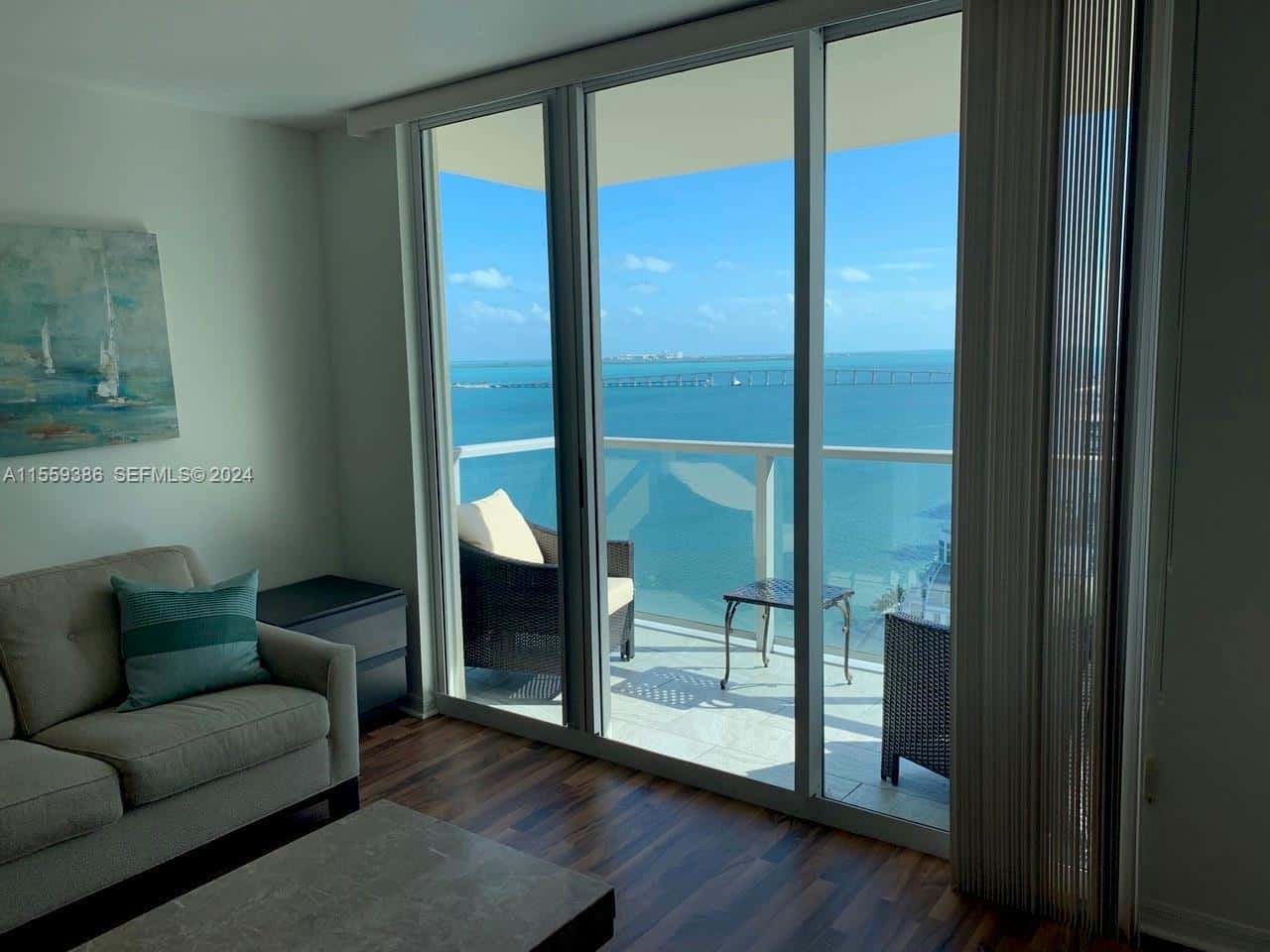 1155 Brickell Bay Drive # 2207, Miami FL 33131