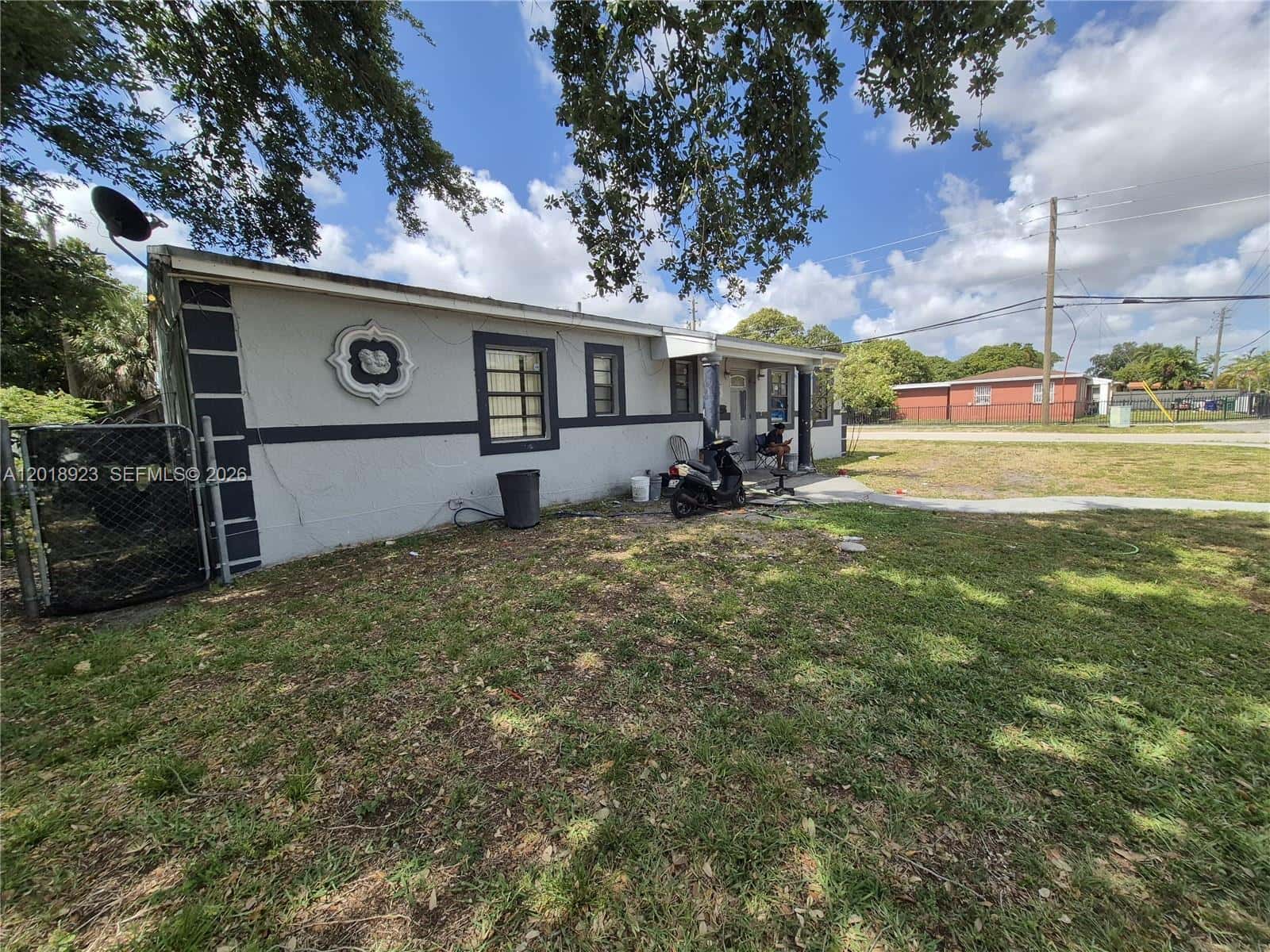 290 NW 191st St, Miami Gardens FL 33169