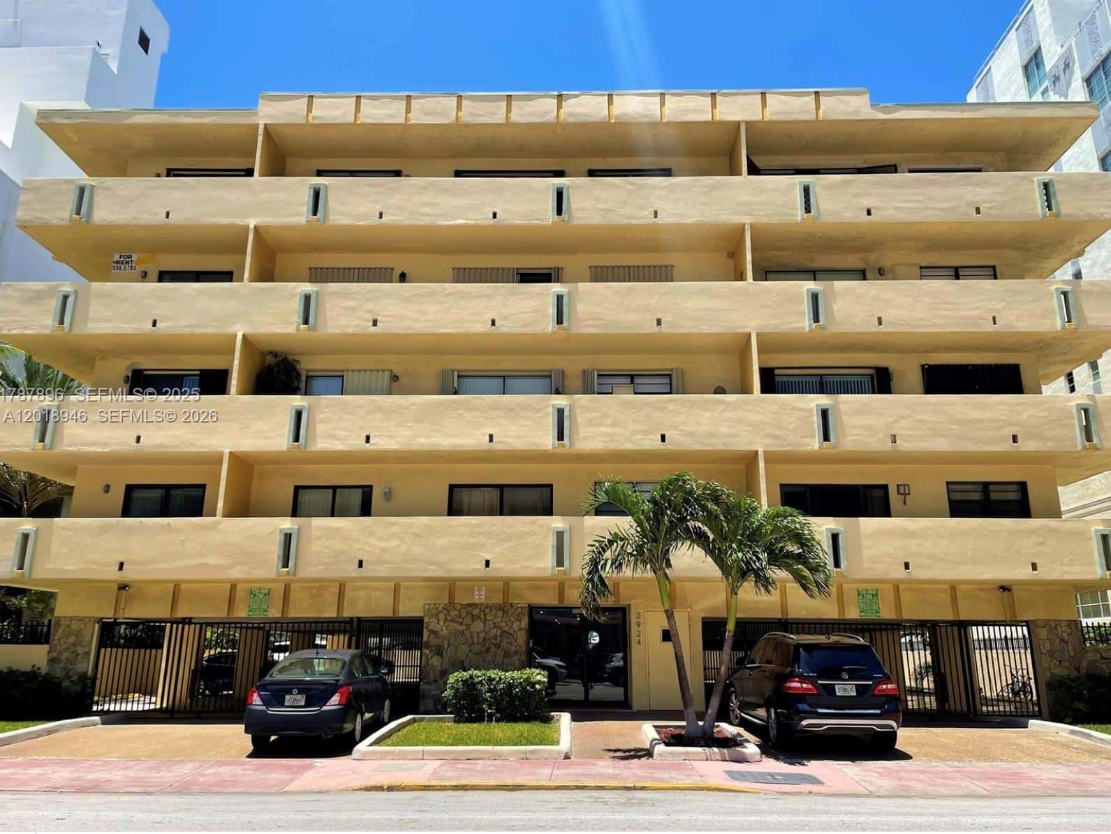 2924 Collins Ave # 404, Miami Beach FL 33140