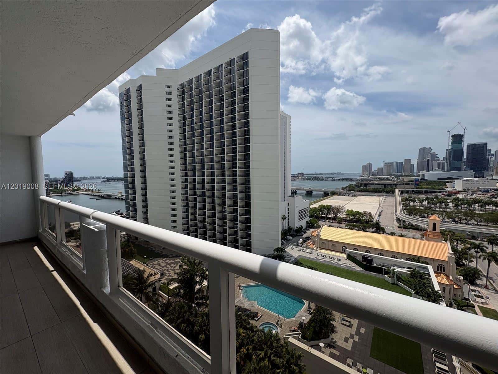 1717 N Bayshore Dr # 2054, Miami FL 33132