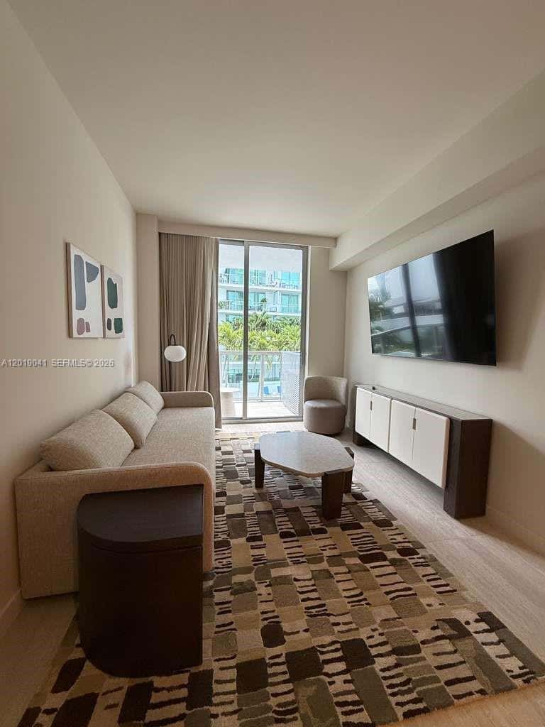 1611 SW 2nd ave # 510, Miami FL 33129