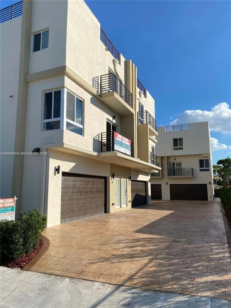 312 E 6th St # A, Hialeah FL 33010