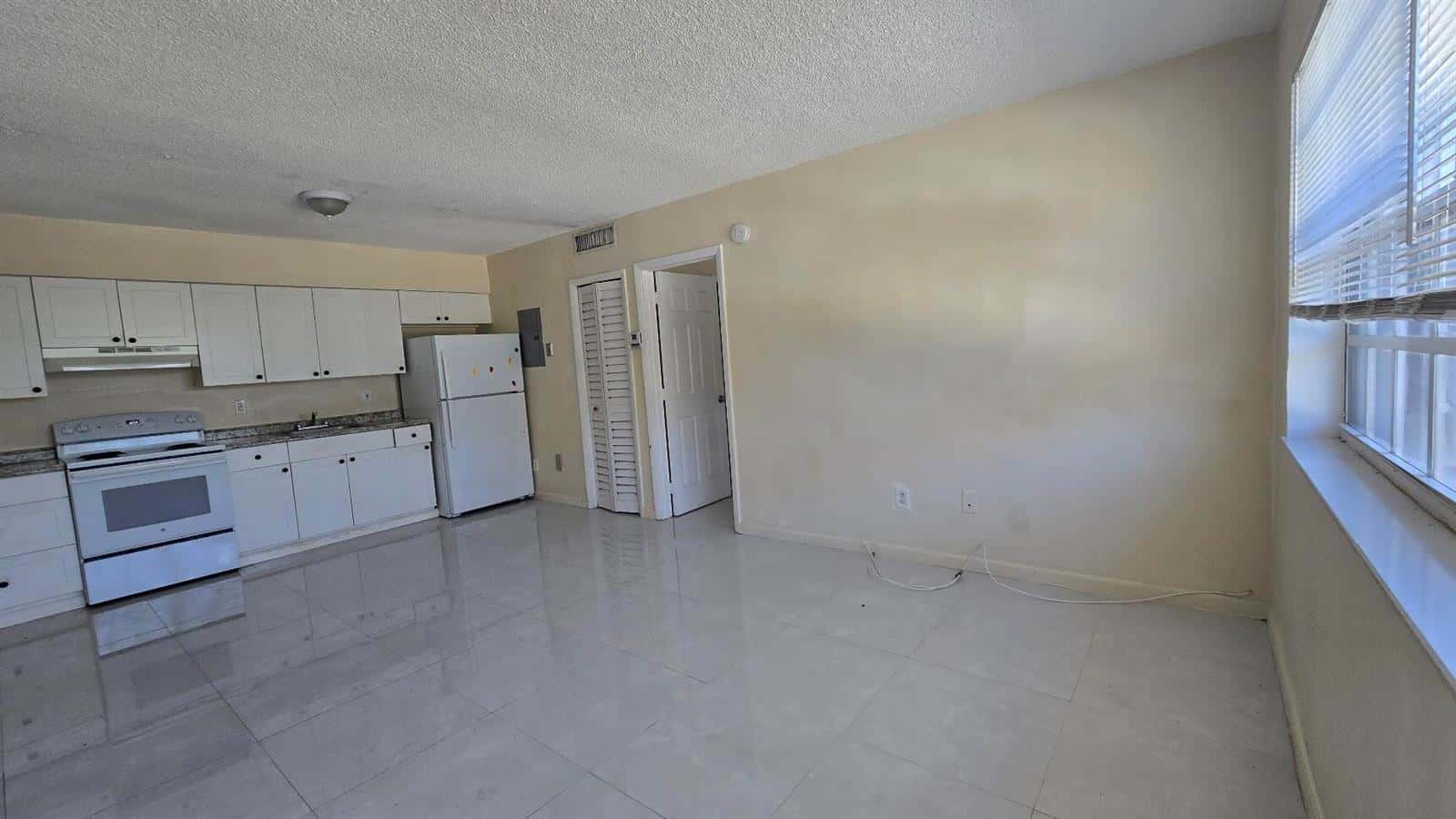 1290 NE 142nd Street # 2, North Miami FL 33161