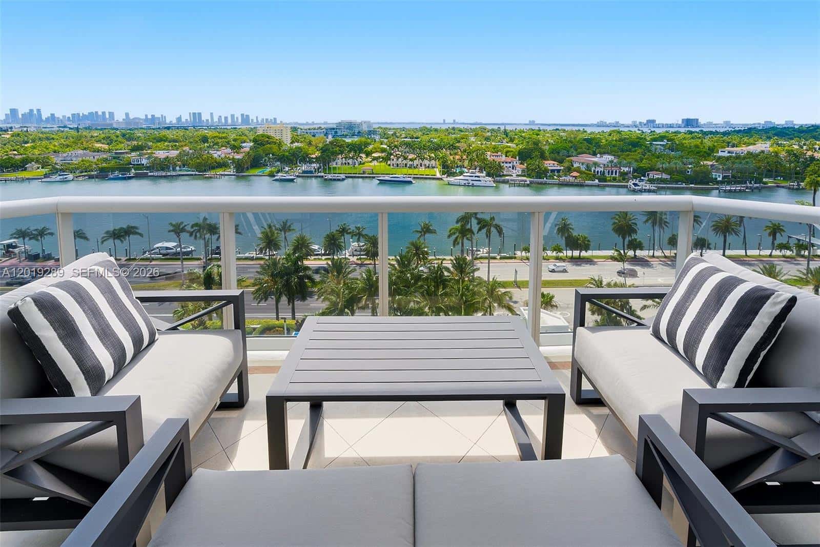 4779 Collins Ave # 1206, Miami Beach FL 33140