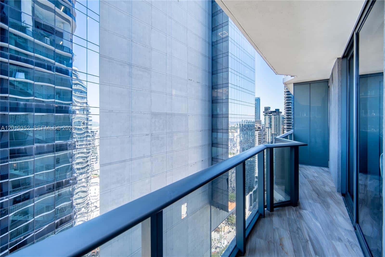 801 S Miami Ave # 3905, Miami FL 33130