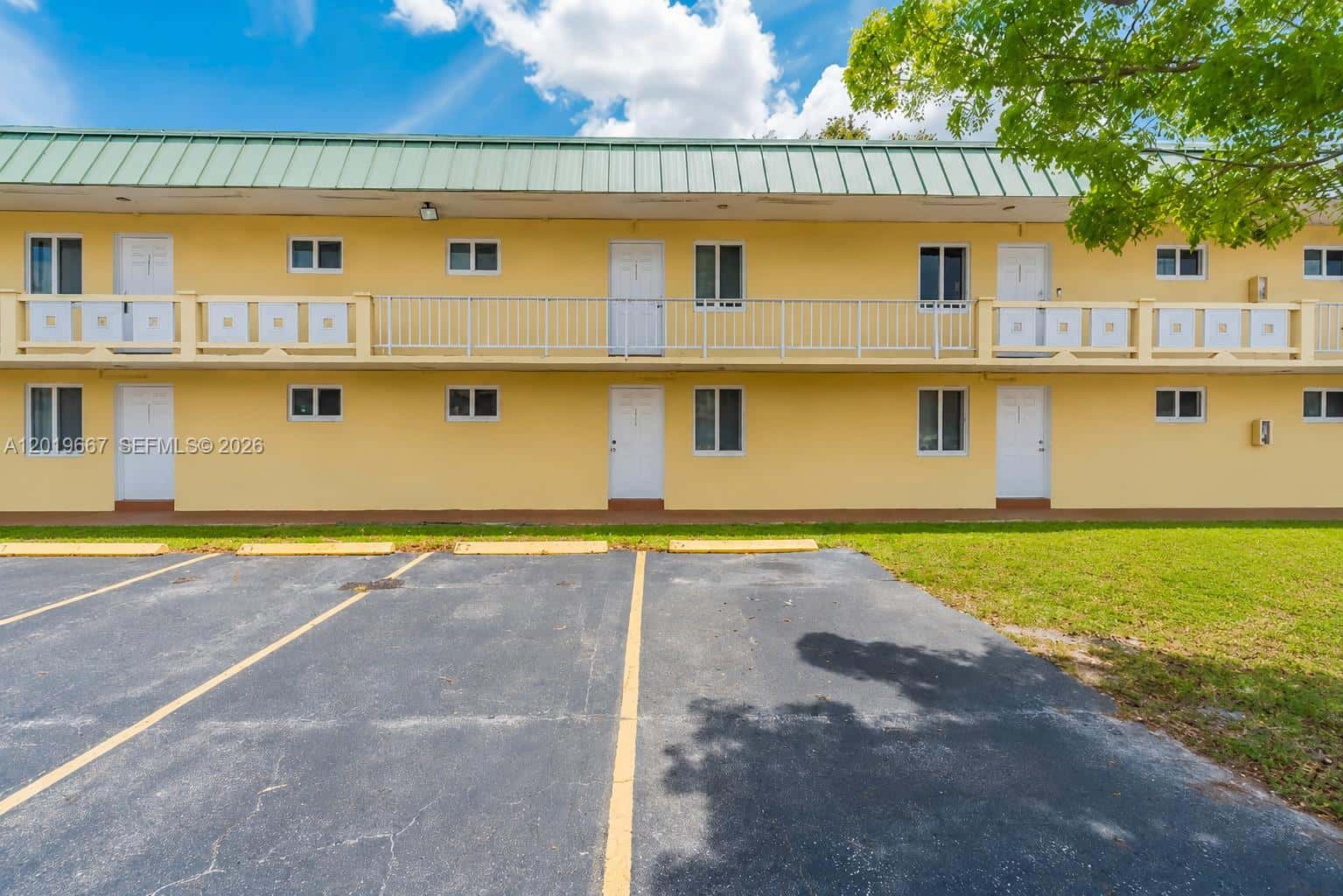 505 NW 177th St # 136, Miami Gardens FL 33169