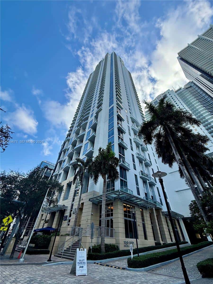1060 Brickell Ave # 2409, Miami FL 33131