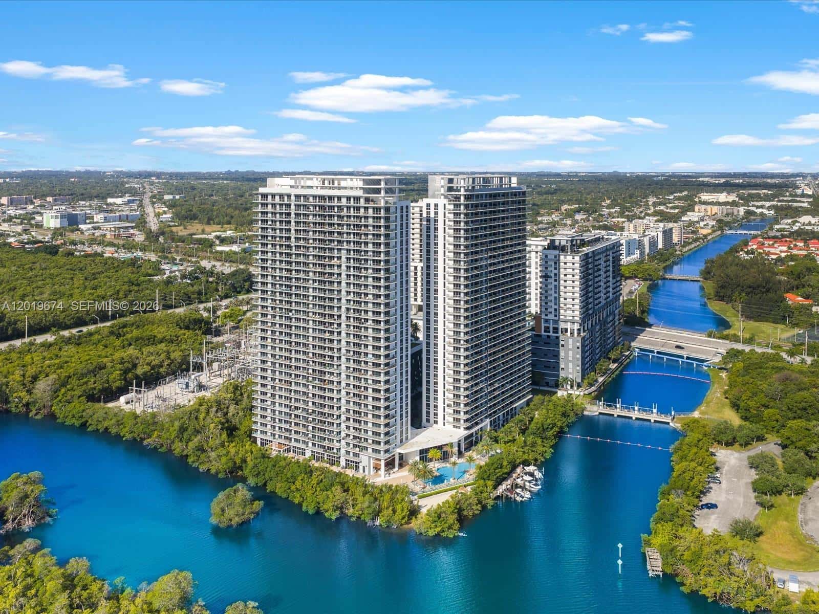16385 Biscayne Blvd # 3103, North Miami Beach FL 33160