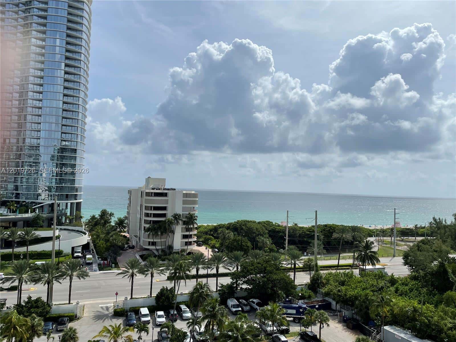 100 Bayview Dr # 1012, Sunny Isles Beach FL 33160