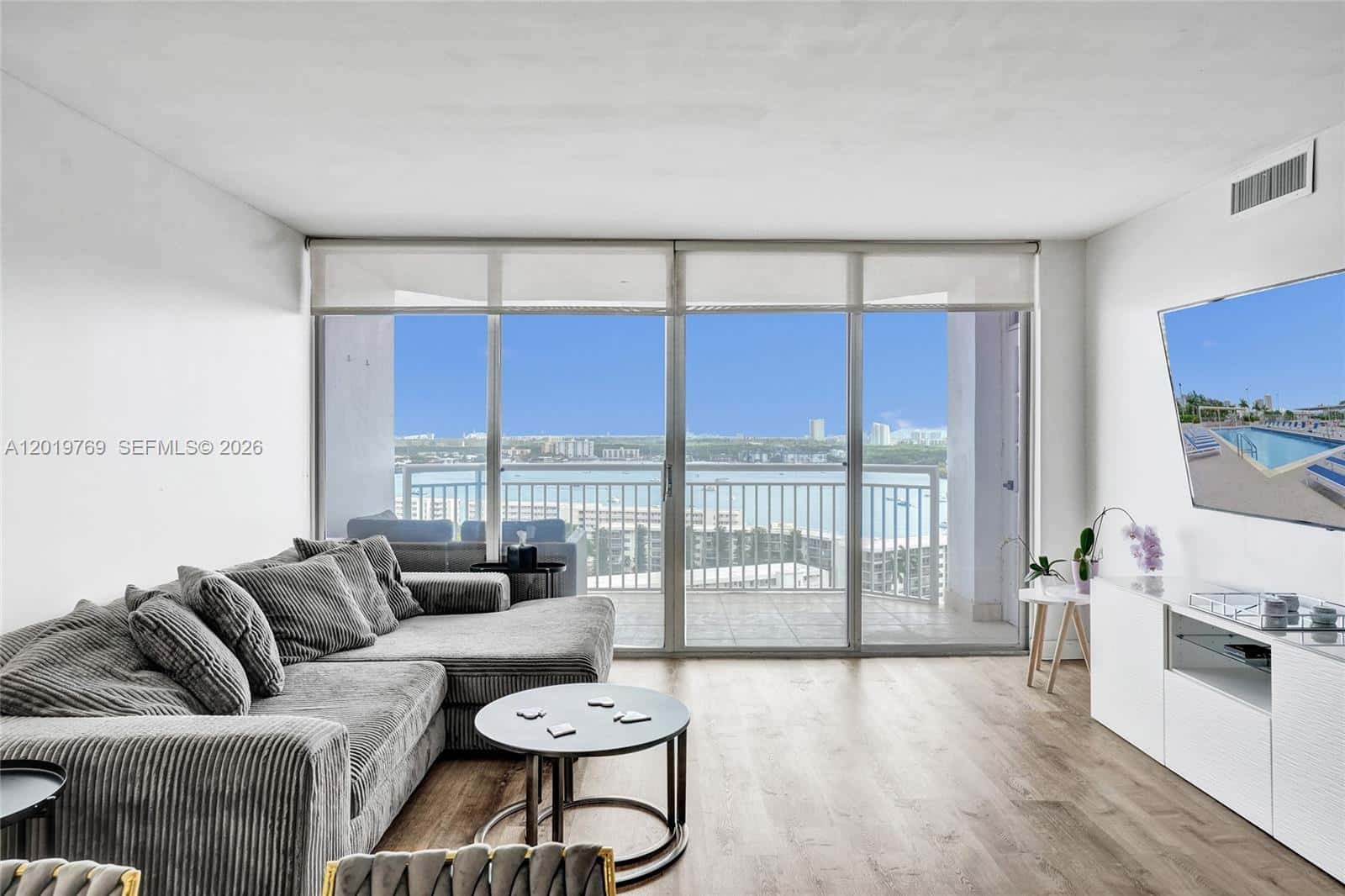 18021 Biscayne Blvd # 1804, Aventura FL 33160