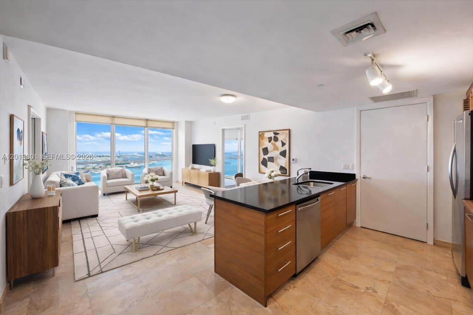 50 Biscayne Blvd # 4106, Miami FL 33132