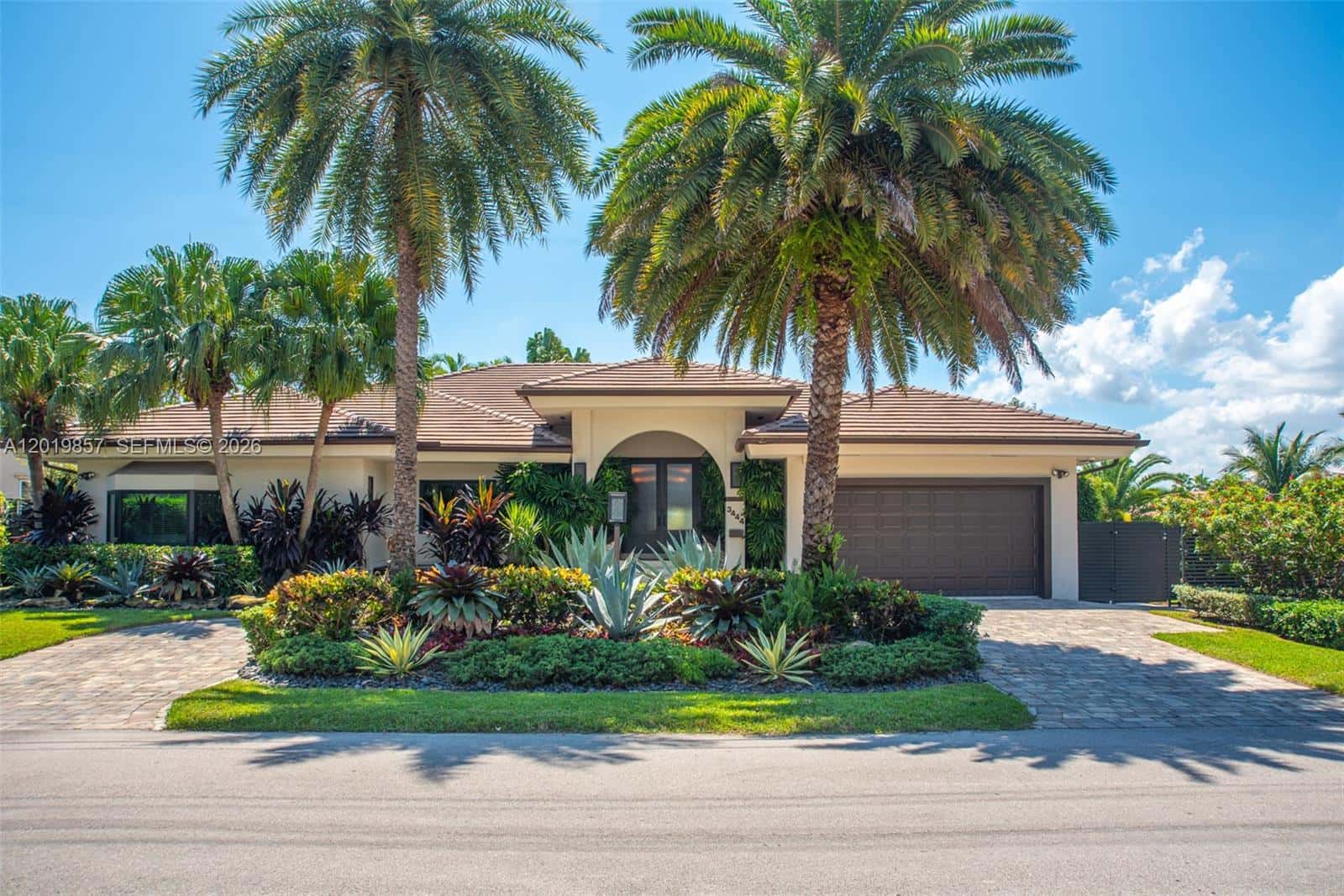 3444 NE 167th St, North Miami Beach FL 33160