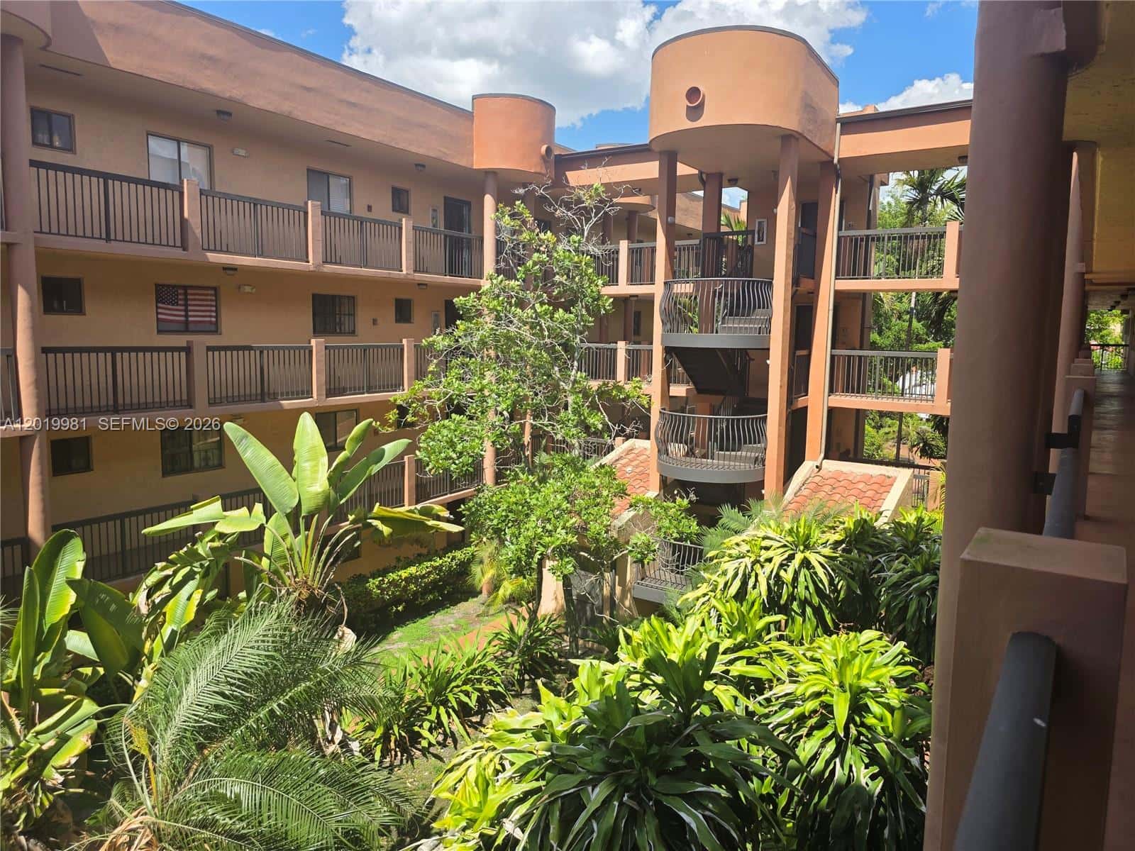 5500 W 21st Ct # 306, Hialeah FL 33016