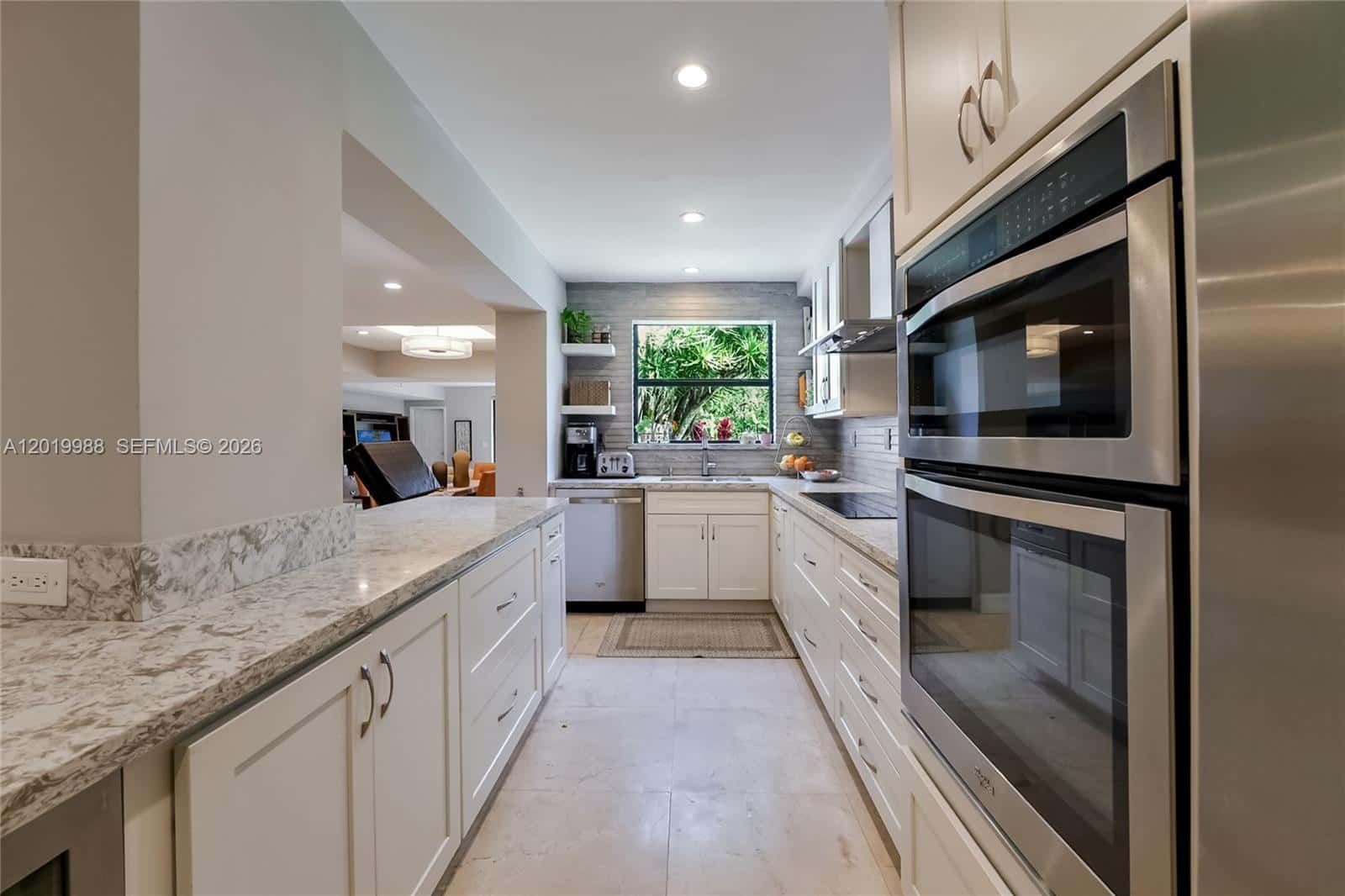 321 Poinciana Dr # 901, Sunny Isles Beach FL 33160