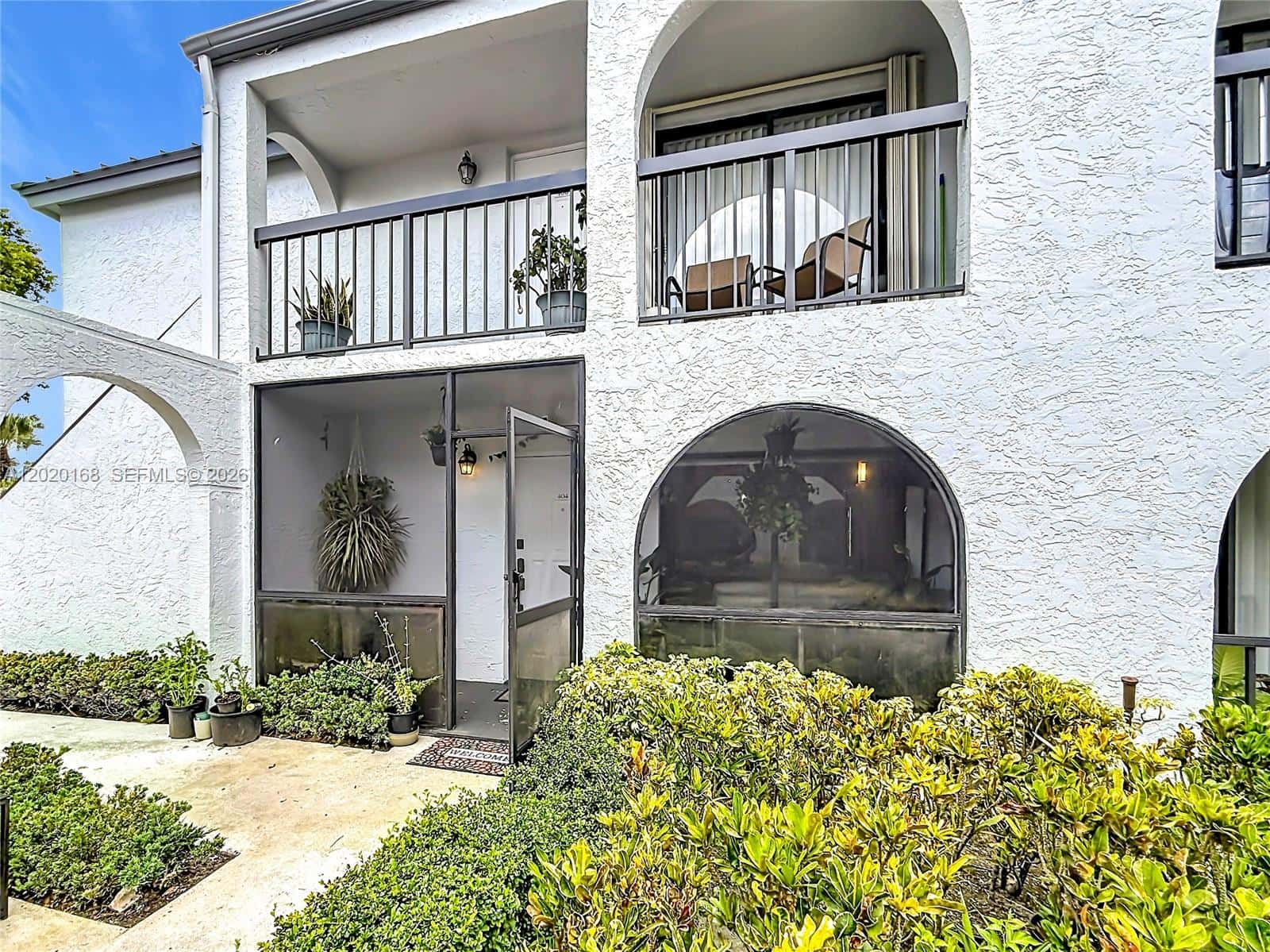 18296 Mediterranean Blvd # 404, Hialeah FL 33015