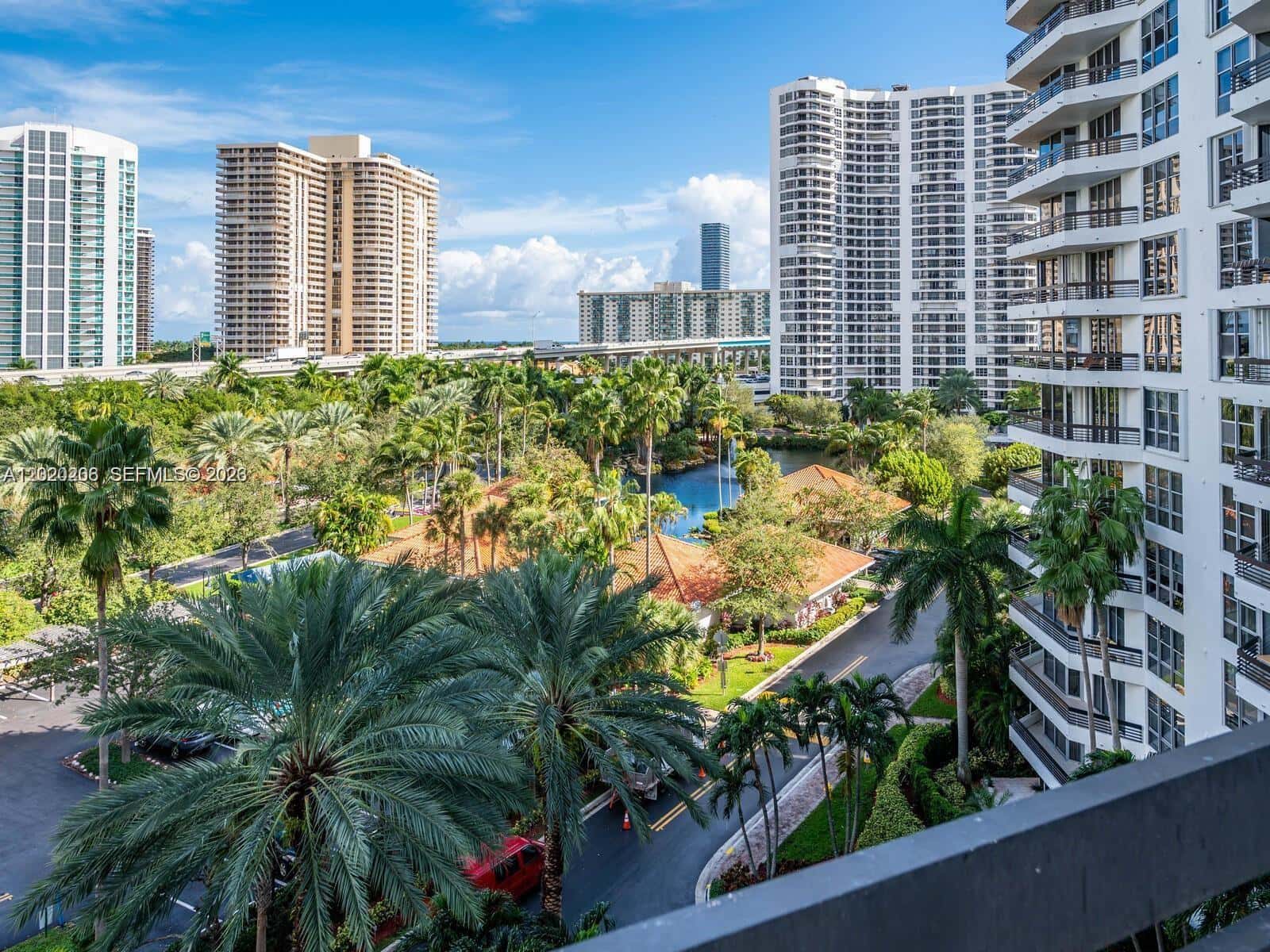 3600 Mystic Pointe Dr # 808, Aventura FL 33180