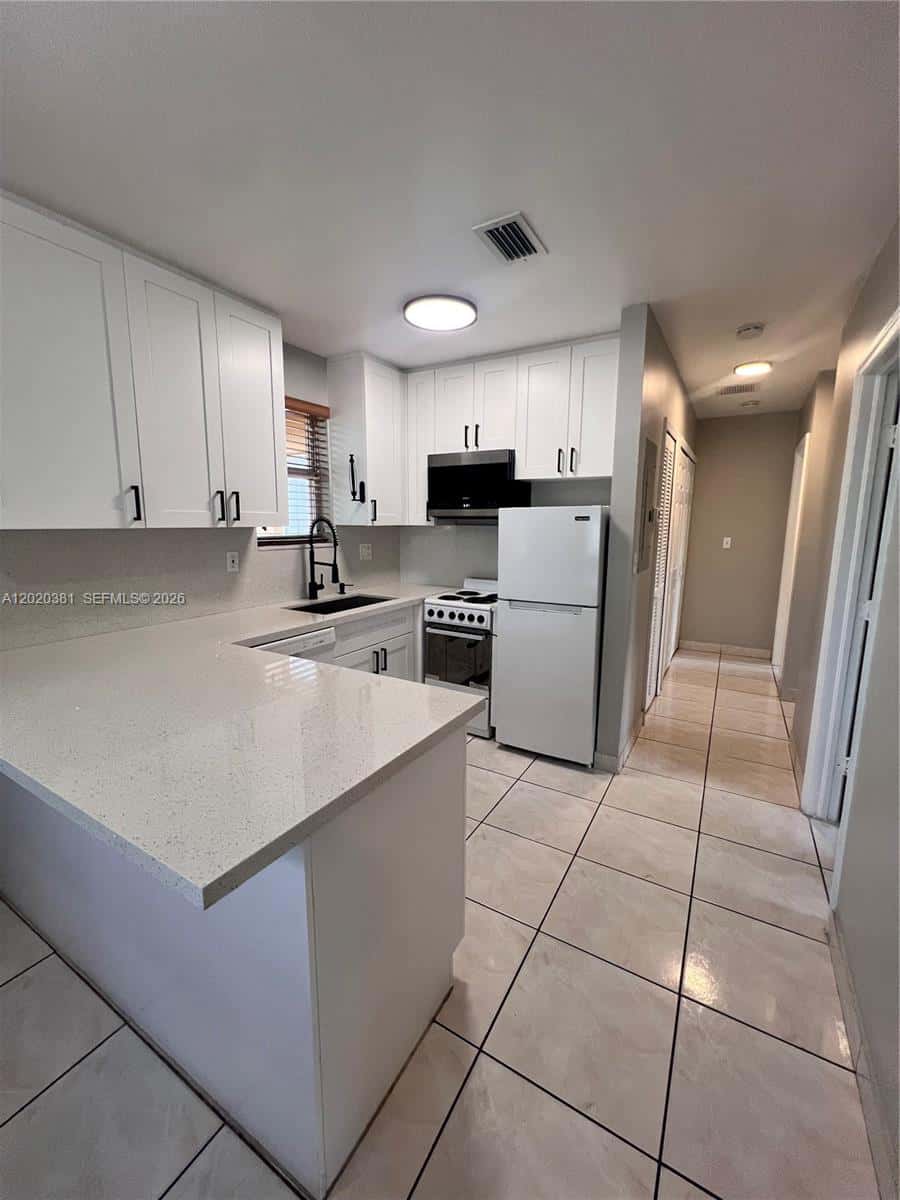 16940 SW 94th Ave # 0, Palmetto Bay FL 33157