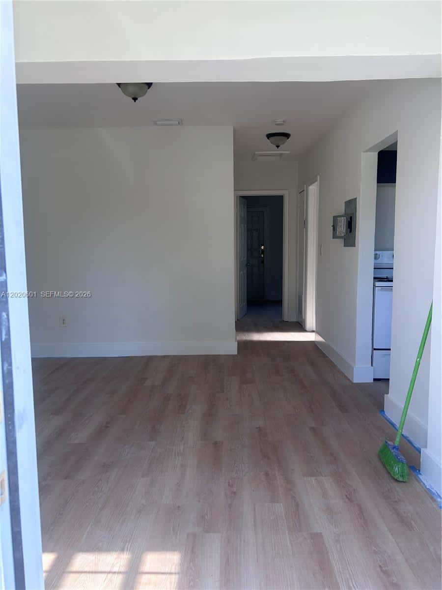 1820 NW 73rd St, Miami FL 33147