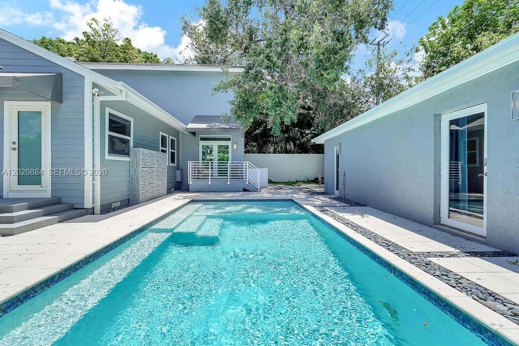 150 NE 50th Ter, Miami FL 33137