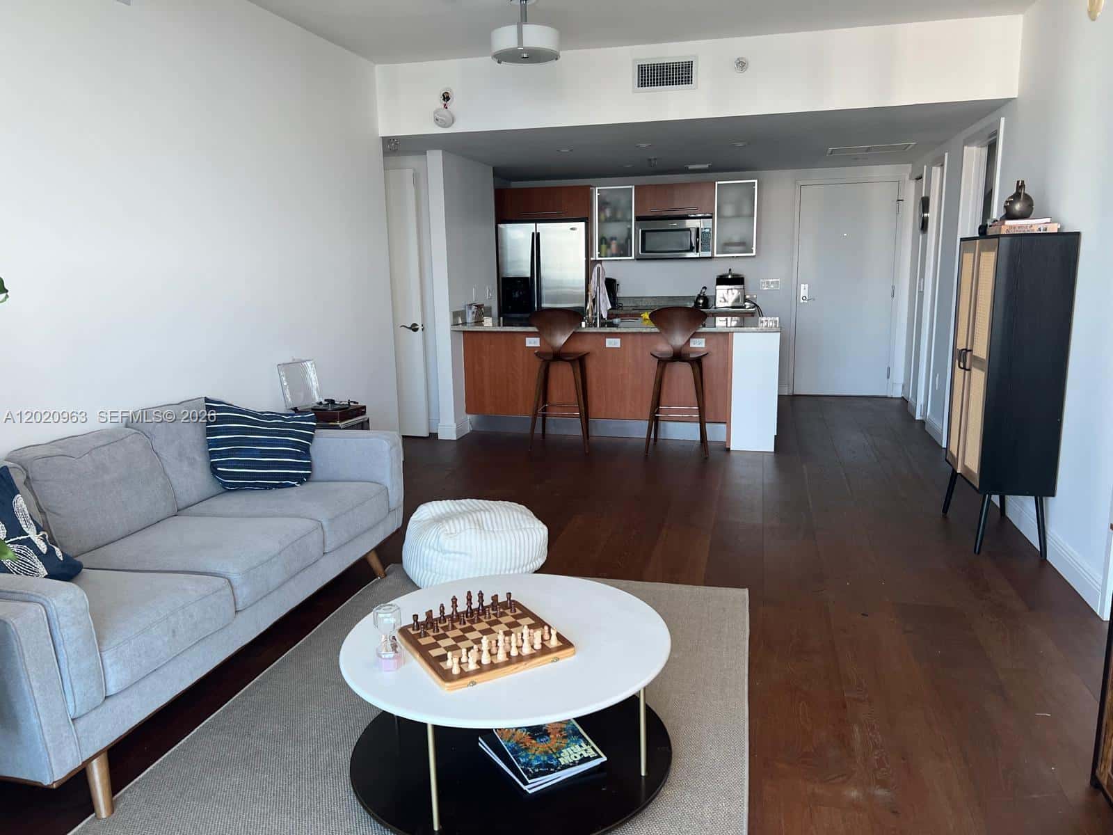 185 SW 7th St # 3209, Miami FL 33130