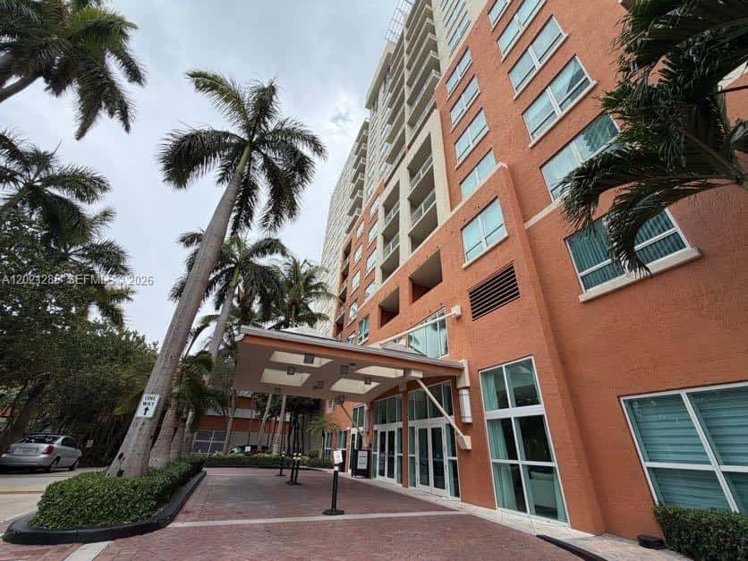 2000 N Bayshore Dr # 126, Miami FL 33137