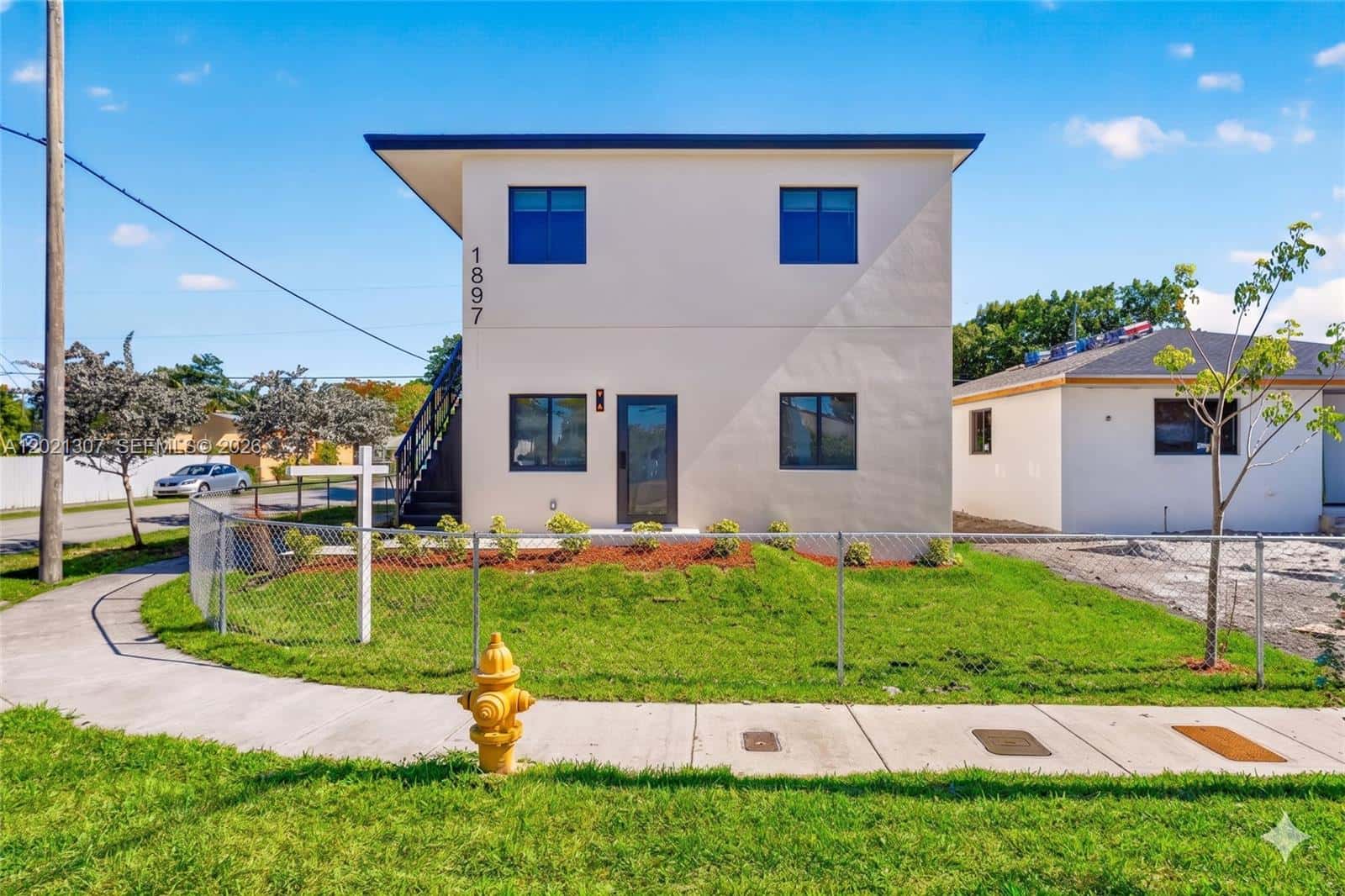 1895 NW 47th Ter, Miami FL 33142