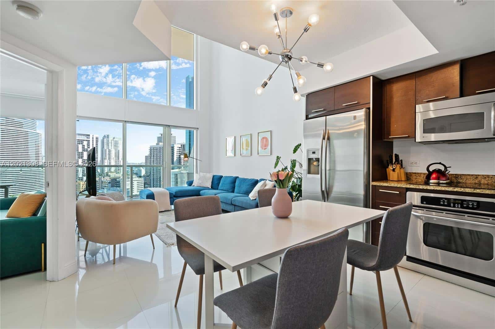 41 SE 5th St # 1609, Miami FL 33131