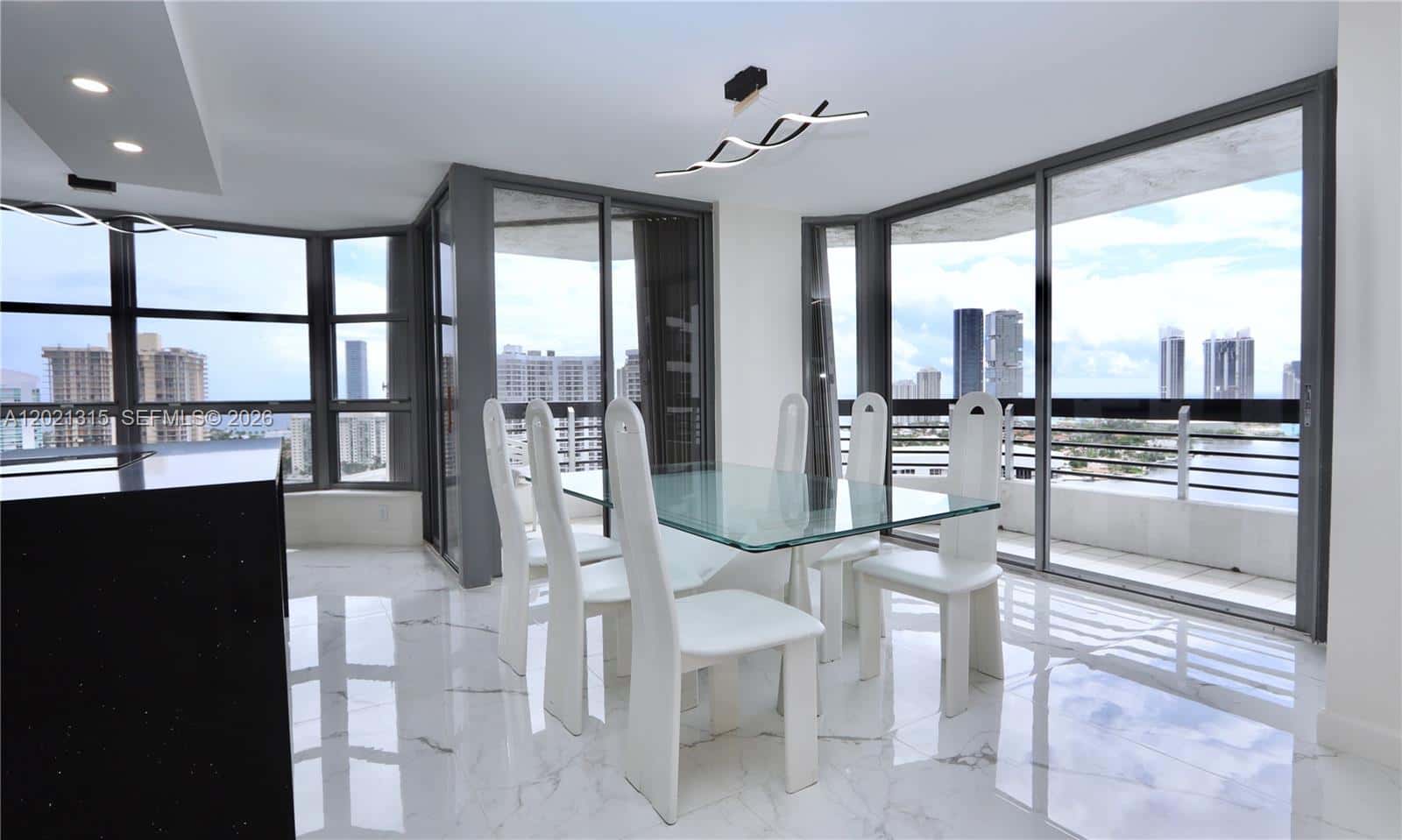 3530 Mystic Pointe Dr # 2510, Aventura FL 33180