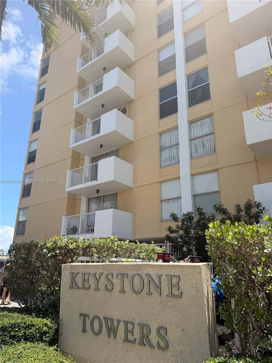 2020 NE 135th St # 310, North Miami FL 33181