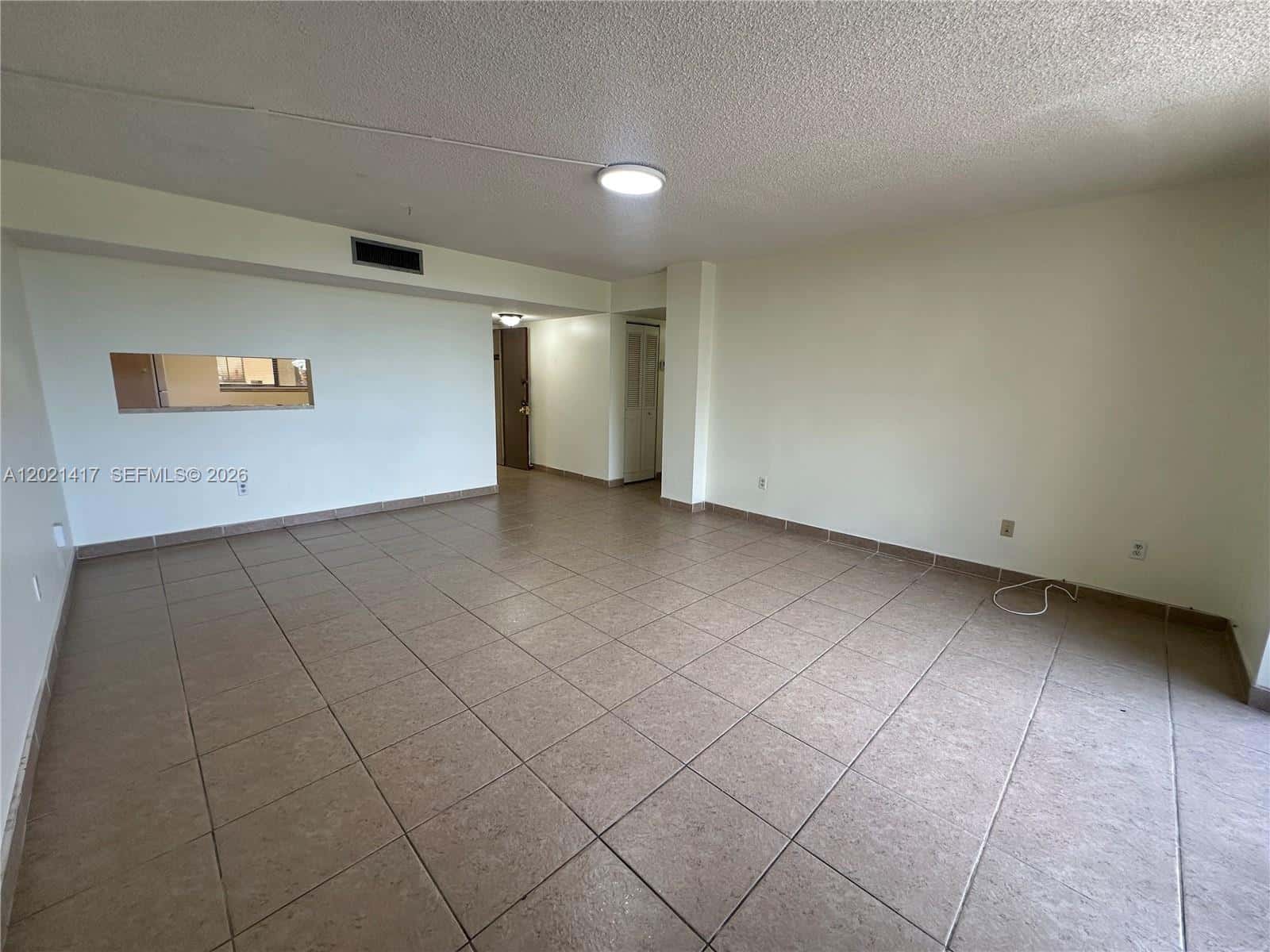 8635 NW 8th St # 320, Miami FL 33126