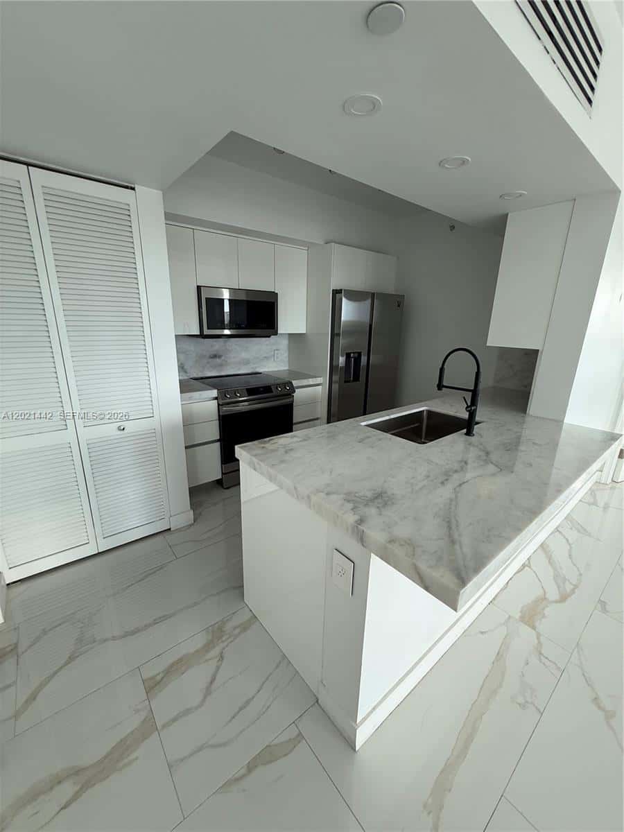 7350 SW 89th St # 1602S, Miami FL 33156