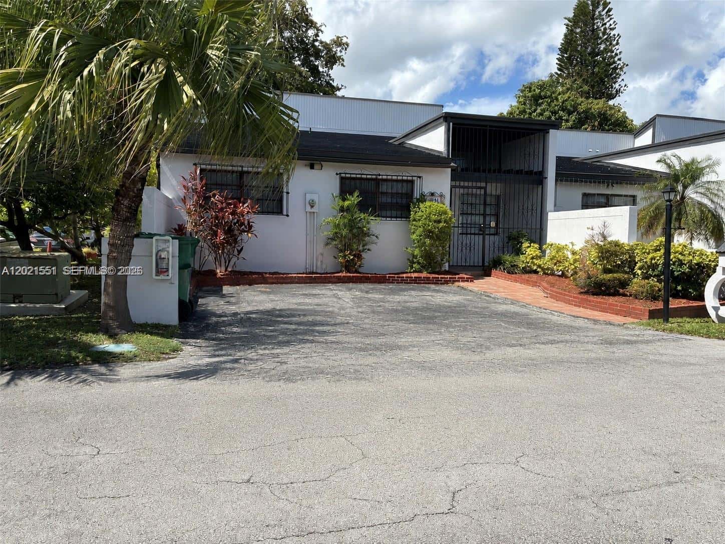 10881 SW 24th Ter # 10881, Miami FL 33165