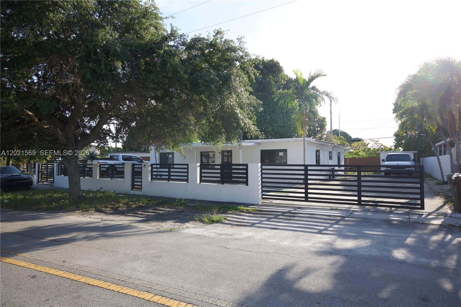 1120 E 6th Ct, Hialeah FL 33010