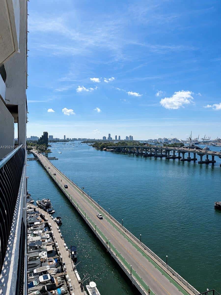 555 NE 15th St # 16K, Miami FL 33132