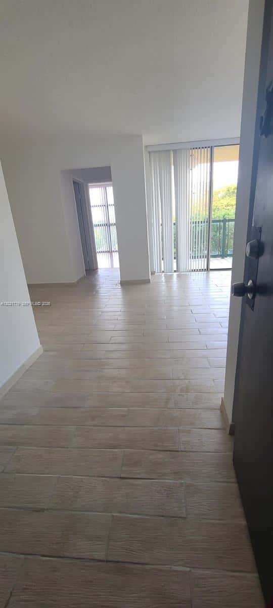 11800 SW 18th St # 4, Miami FL 33175