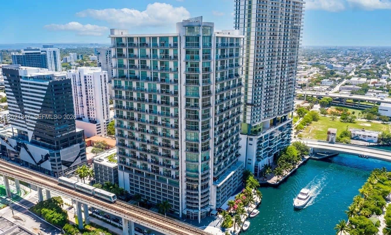 690 SW 1st Ct # 1913, Miami FL 33130