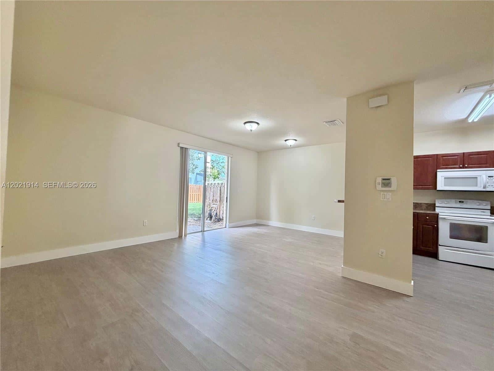 2885 SE 1st Dr # 1, Homestead FL 33033
